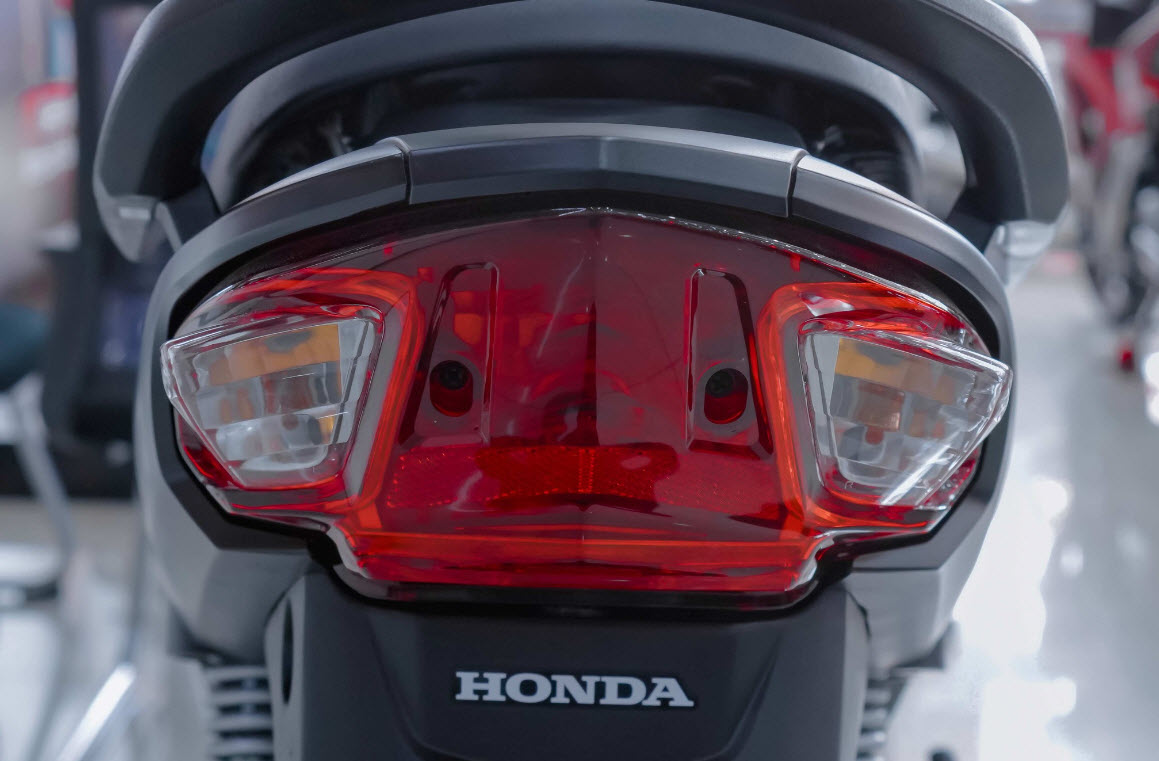 Đánh Giá Xe Honda Wave Alpha 2023 Hình Ảnh, Giá Bán & Ưu Nhược Điểm 12